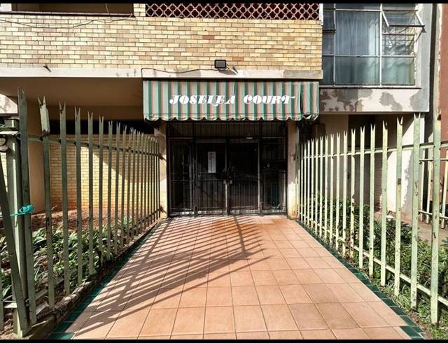 2 BEDROOM APARTMENT FOR SALE IN BEREA